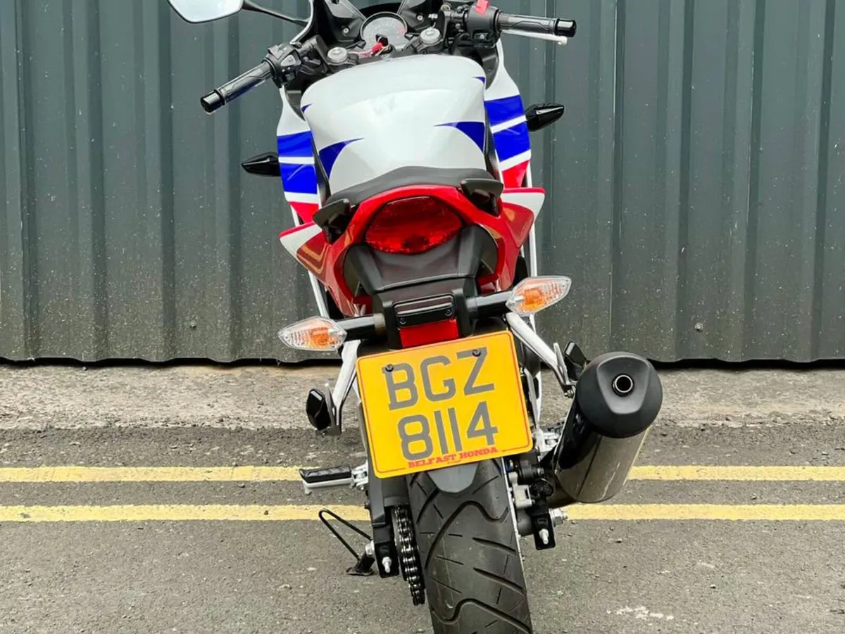 Honda CBR300R 2016 - Image 4