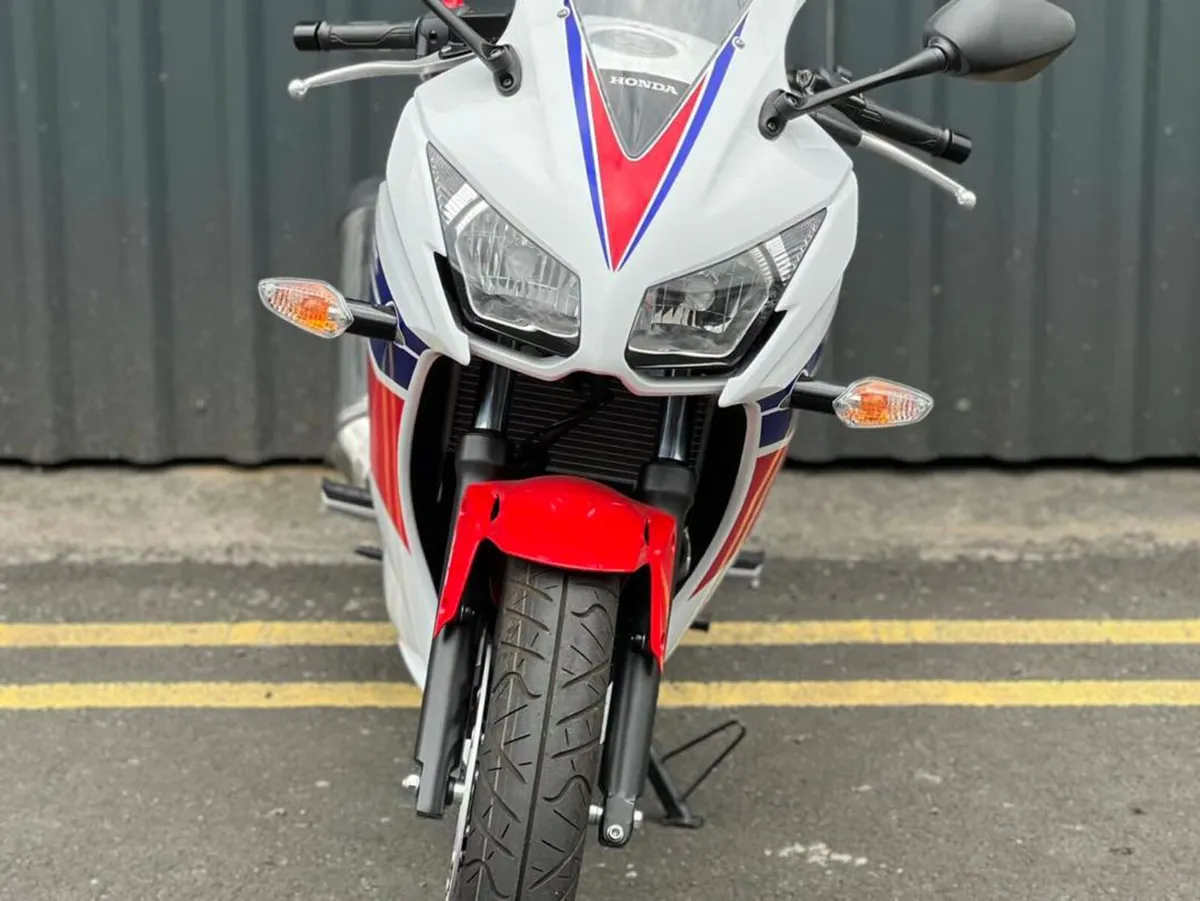 Honda CBR300R 2016 - Image 3