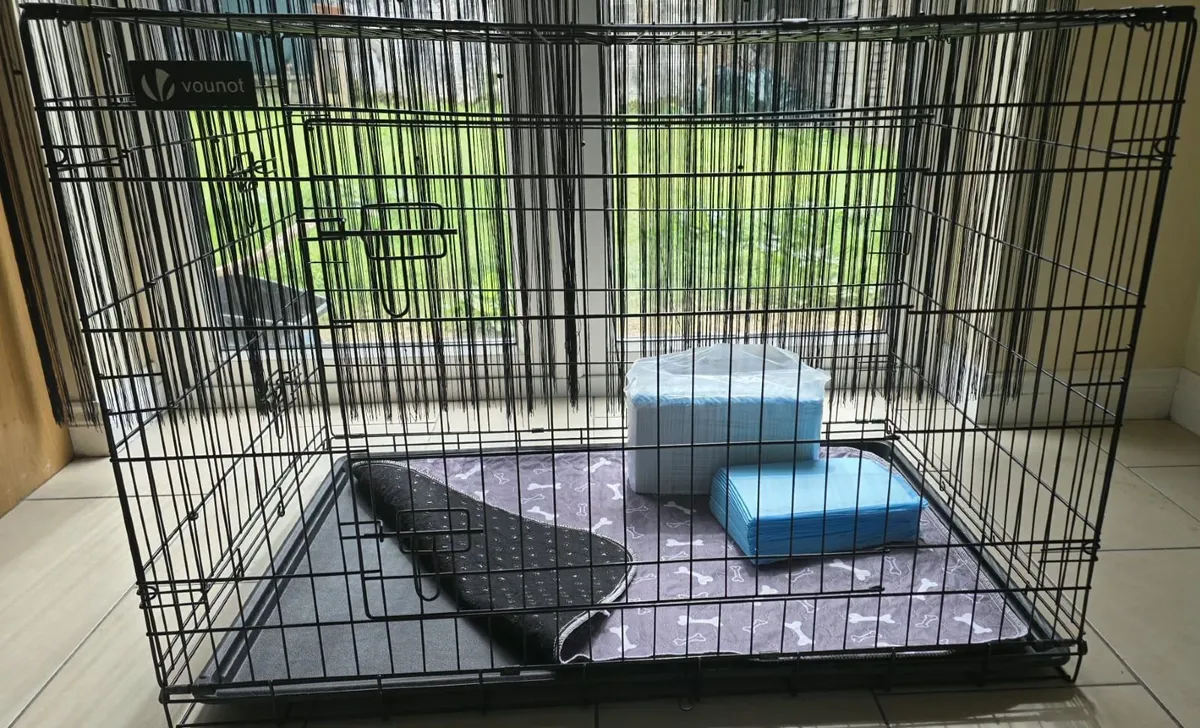 XL Foldable Dog Crate with Puppy Training Pads - Image 3