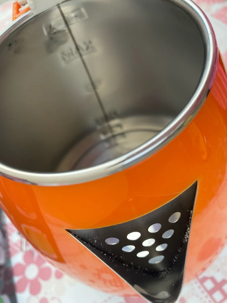 Brand New Stainless Steel Electric Kettle 2L, Oran - Image 4