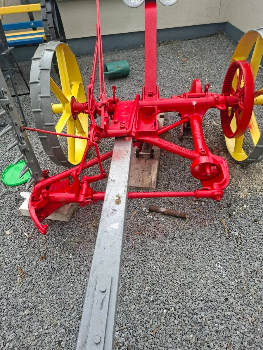 Horse drawn finger bar mower - Image 2