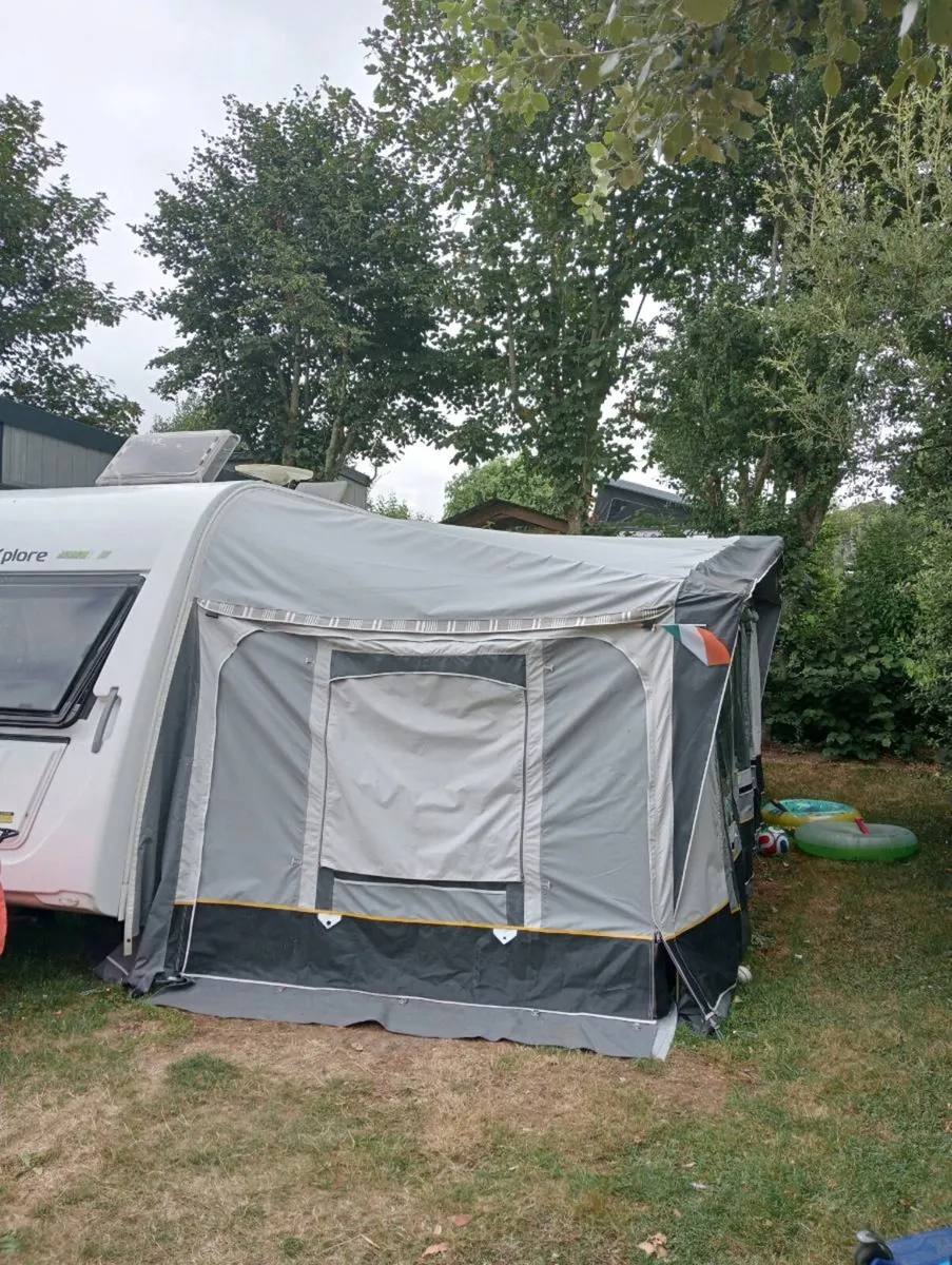 Caravan Awning - Image 1