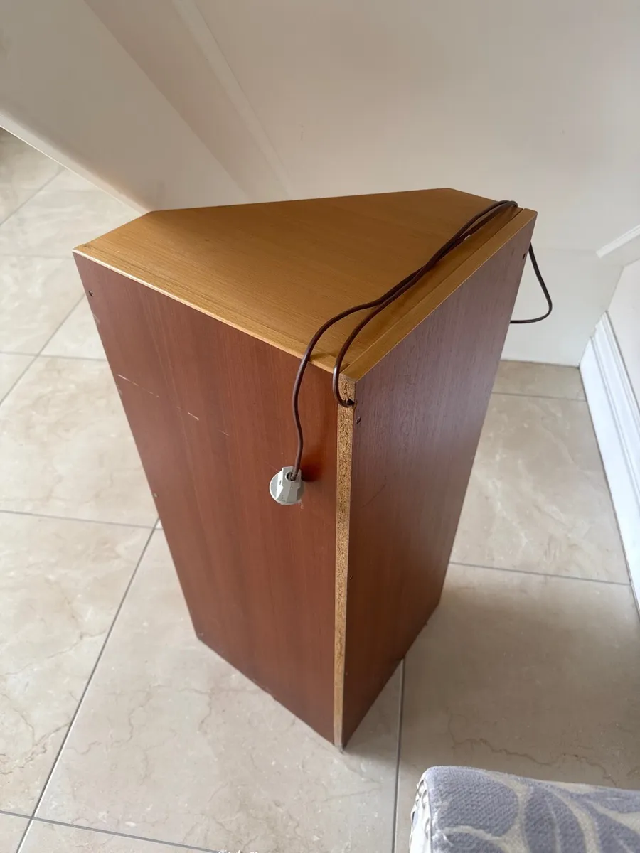 Cabinet - Image 2