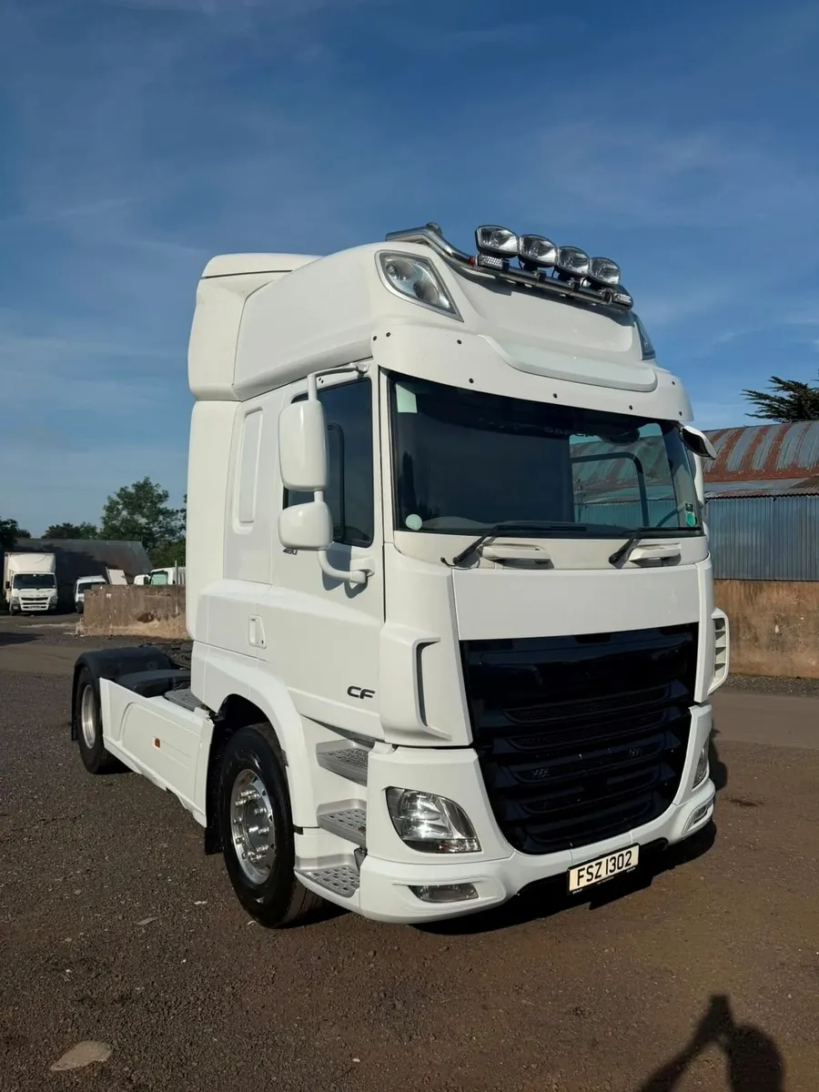 2021 DAF 85 CF 480  4X2 Space cab T/U - Image 1