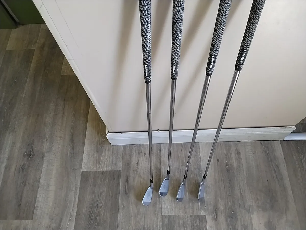 Srixon z765 irons 6-9 iron - Image 4