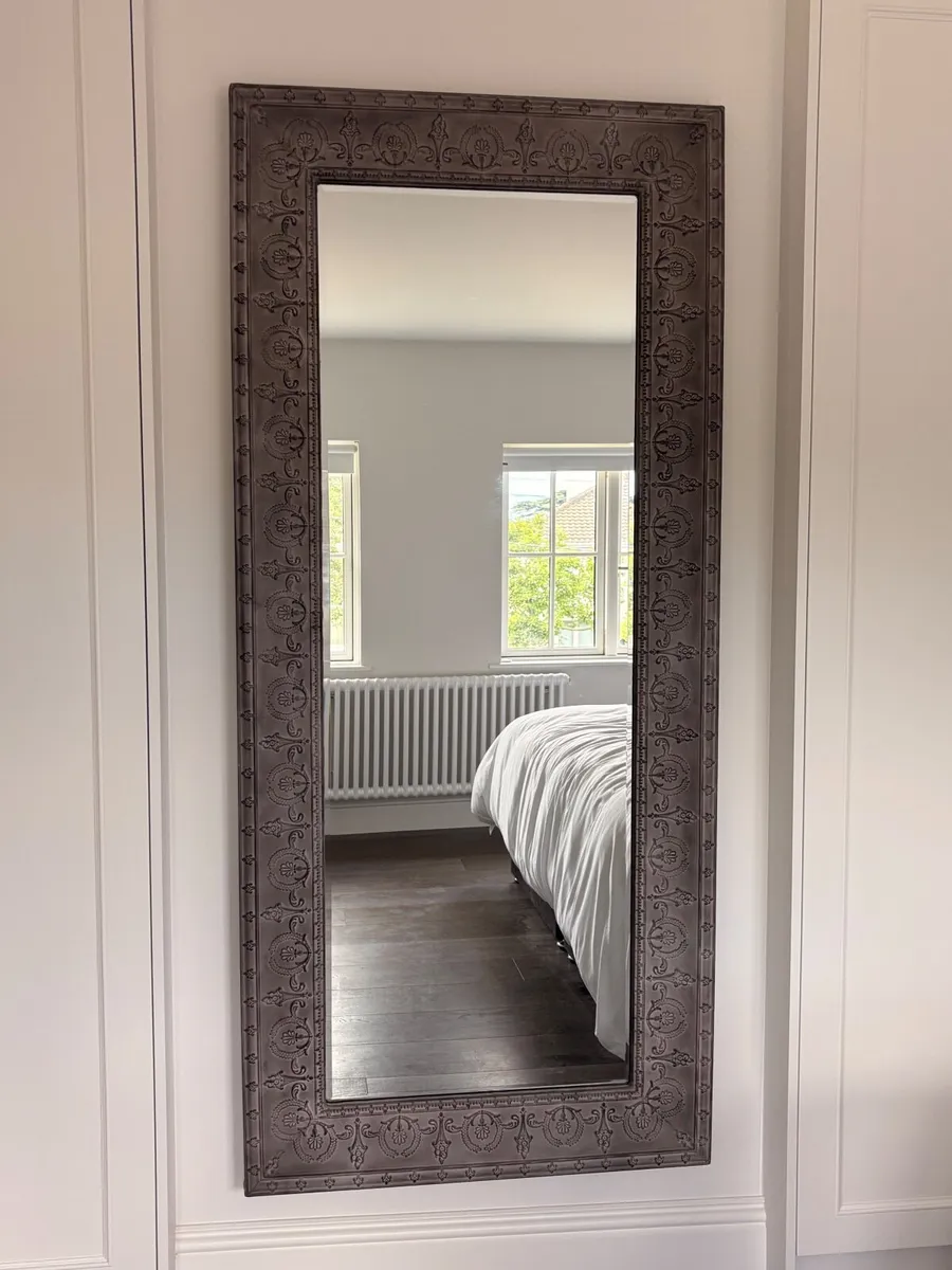 Mirror - Image 4