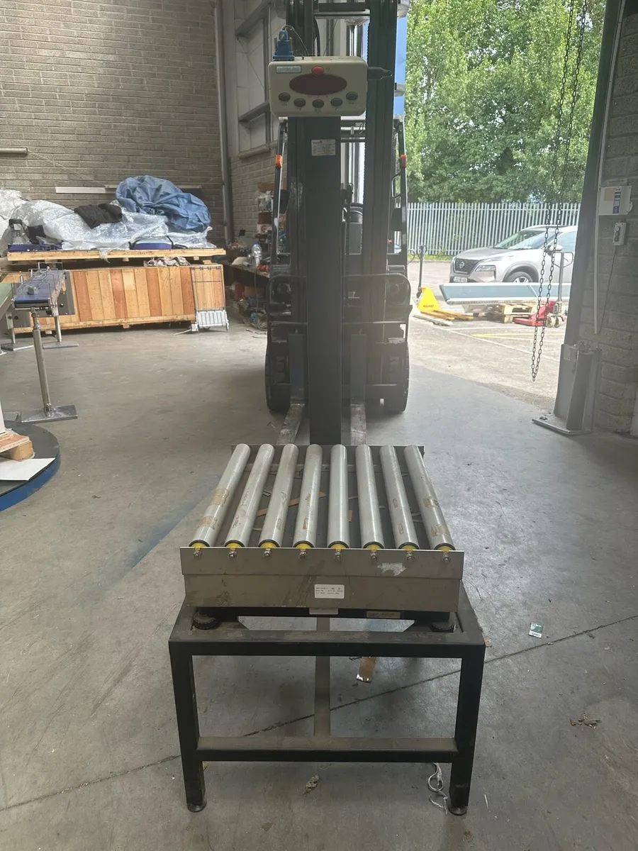 Conveyor Conveyors Parcel Weighing Scales - Image 1