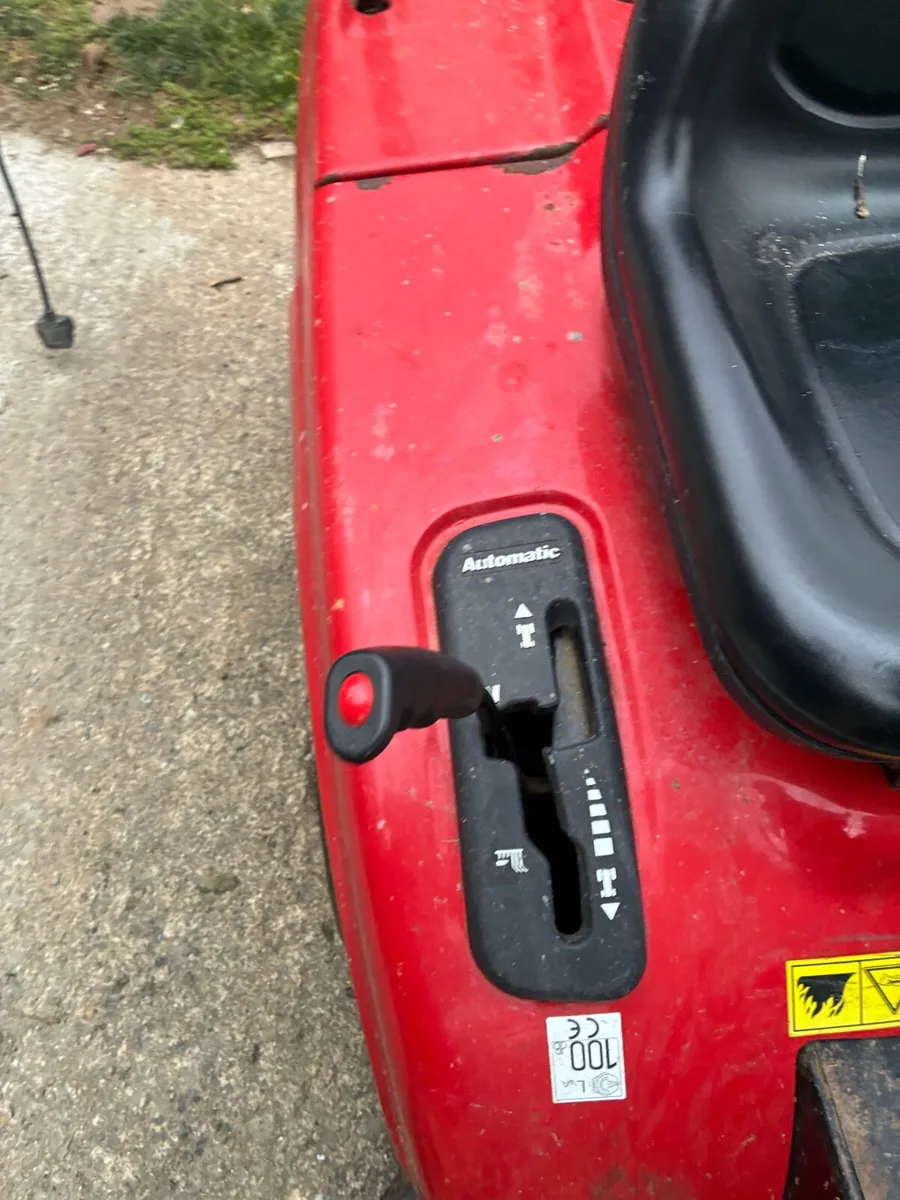 Ride on mower - Image 3