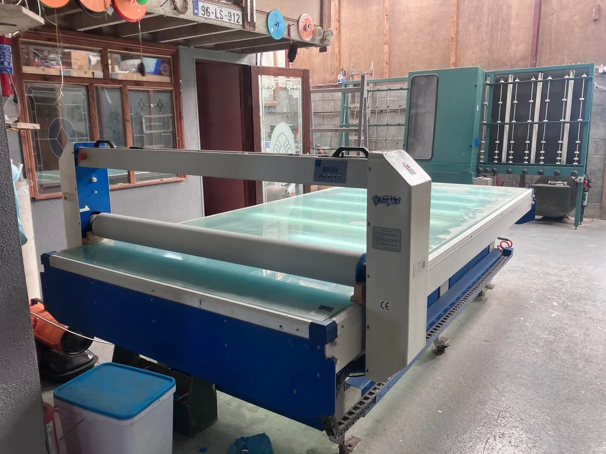 Flat bed laminator - Image 2