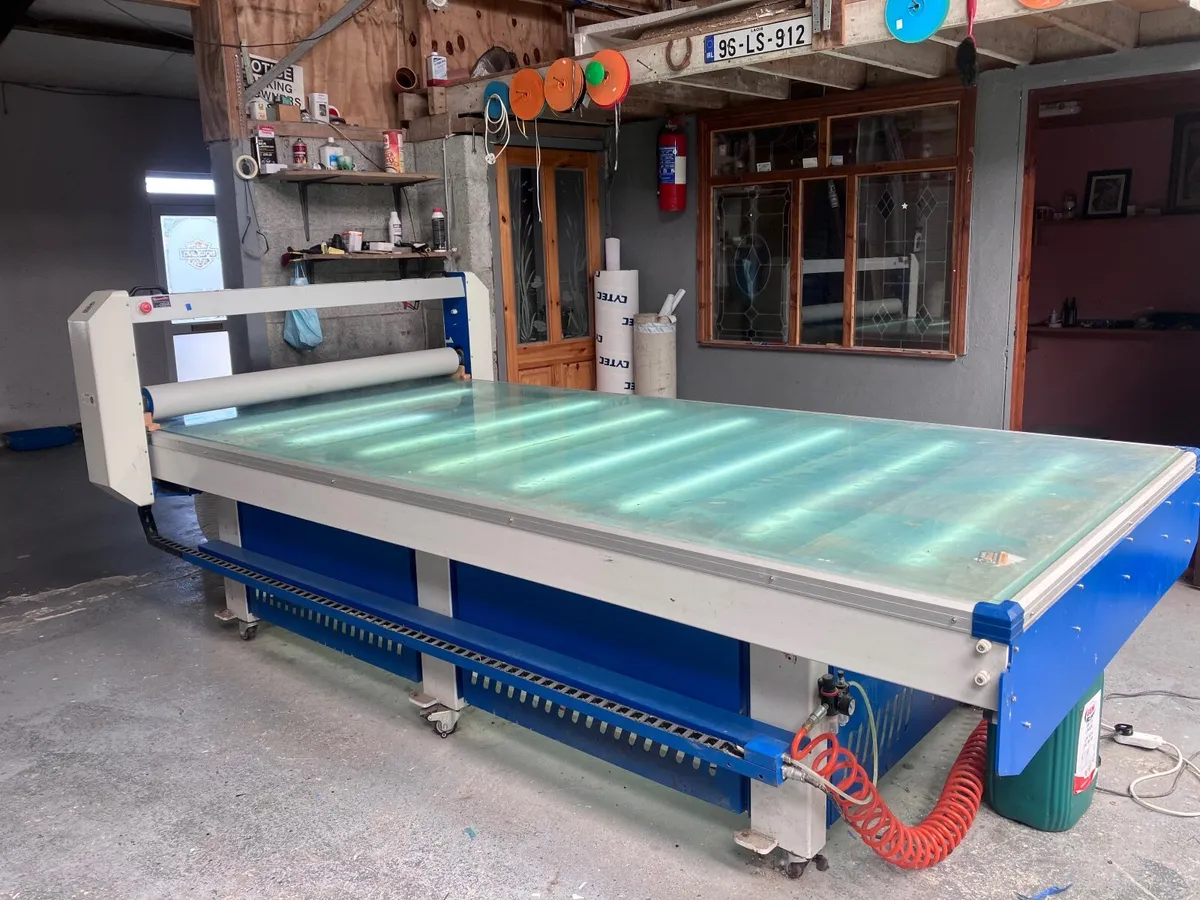 Flat bed laminator - Image 3