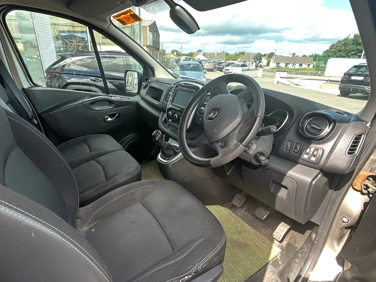 Renault Trafic 2020 - Image 4
