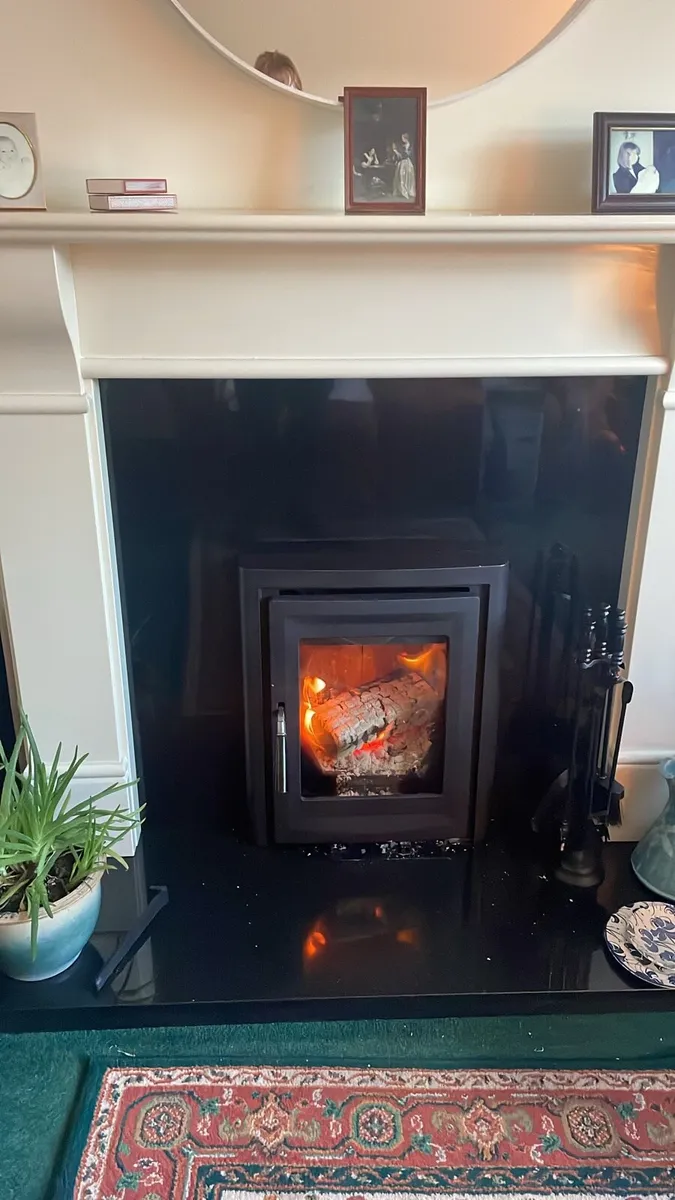 Stove - Image 1