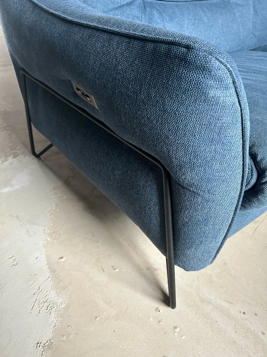 Sofa - Image 4
