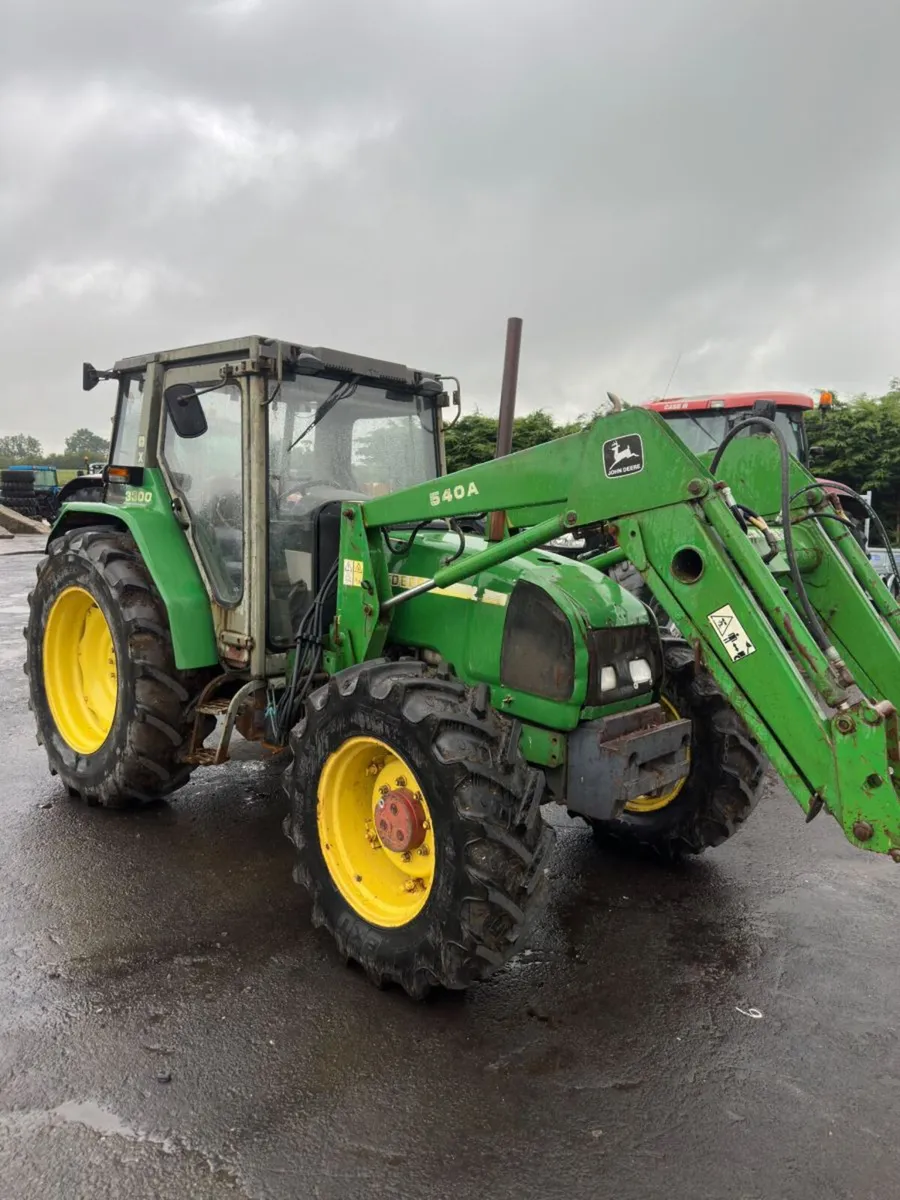 John Deere 3300x - Image 1