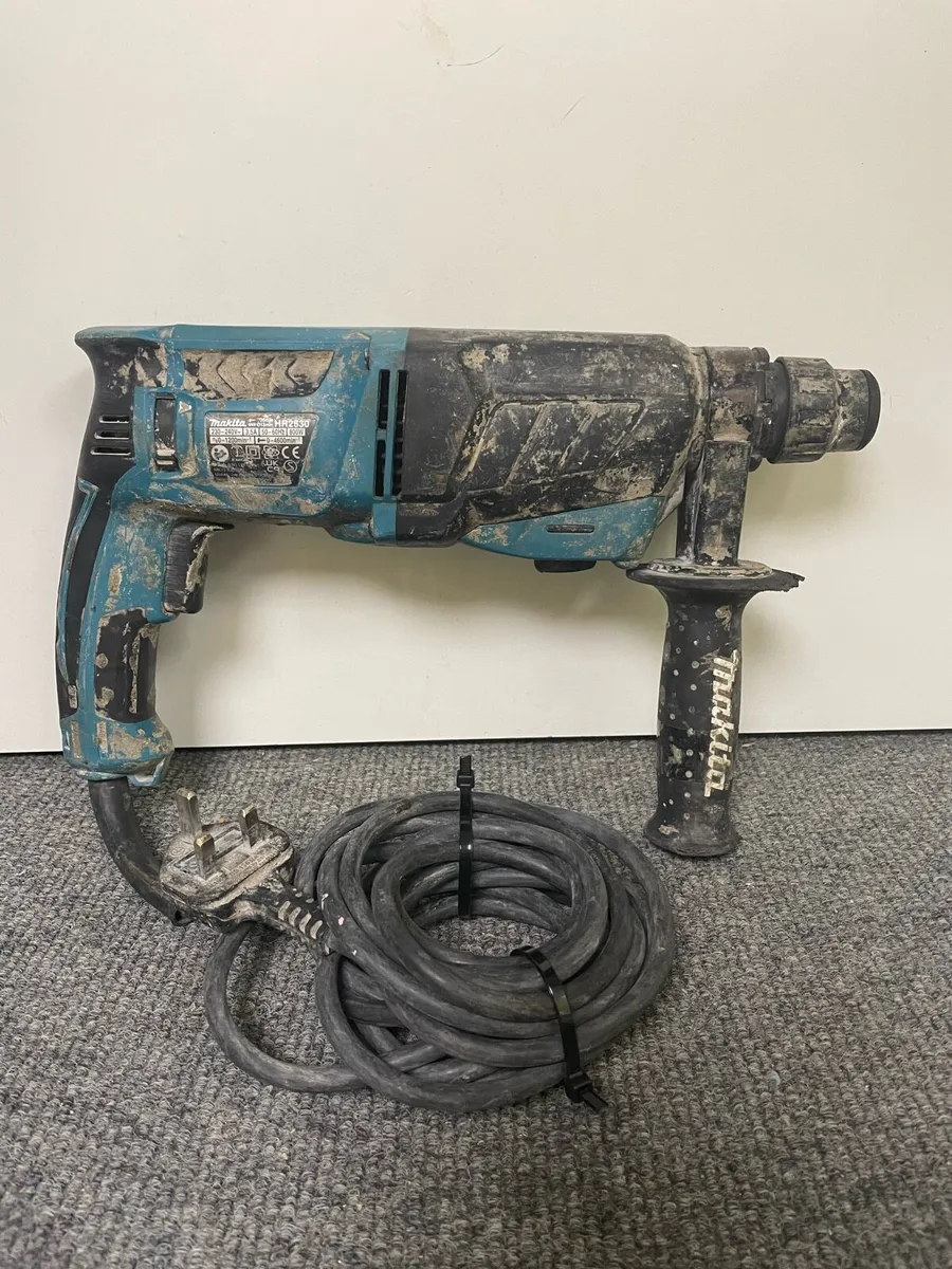 Makita Corded Rotary Hammer - Image 1