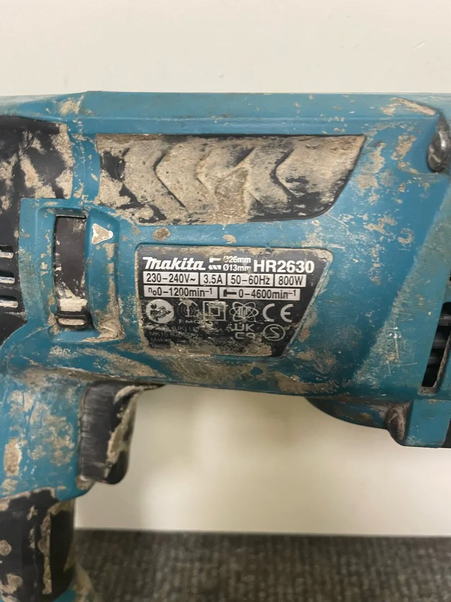 Makita Corded Rotary Hammer - Image 2