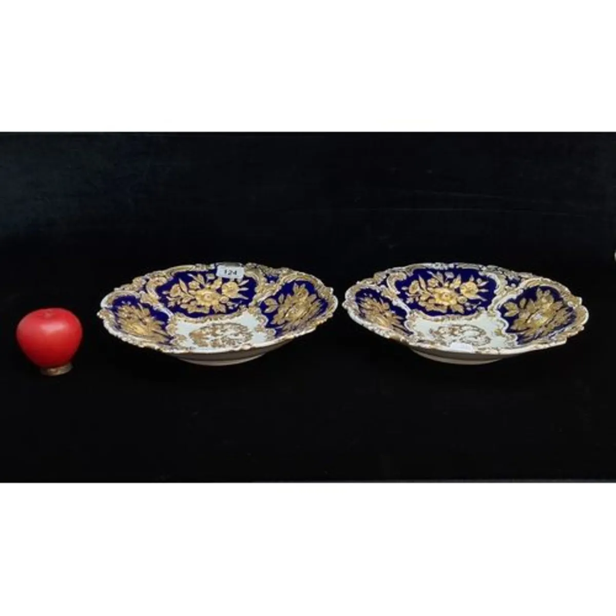 Antiques-Collectibles-Memorabilia-Vintage - Image 1