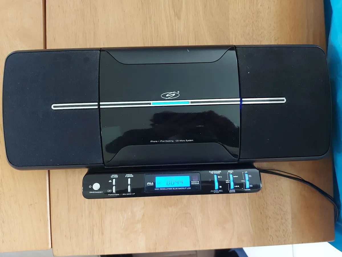S Z-535-AFPi CD-Radio Micro HiFi System iPOD Dock - Image 1