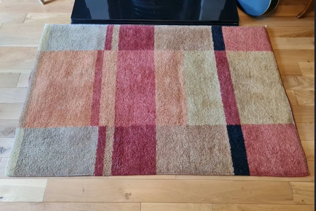 Rug for sale - Image 1