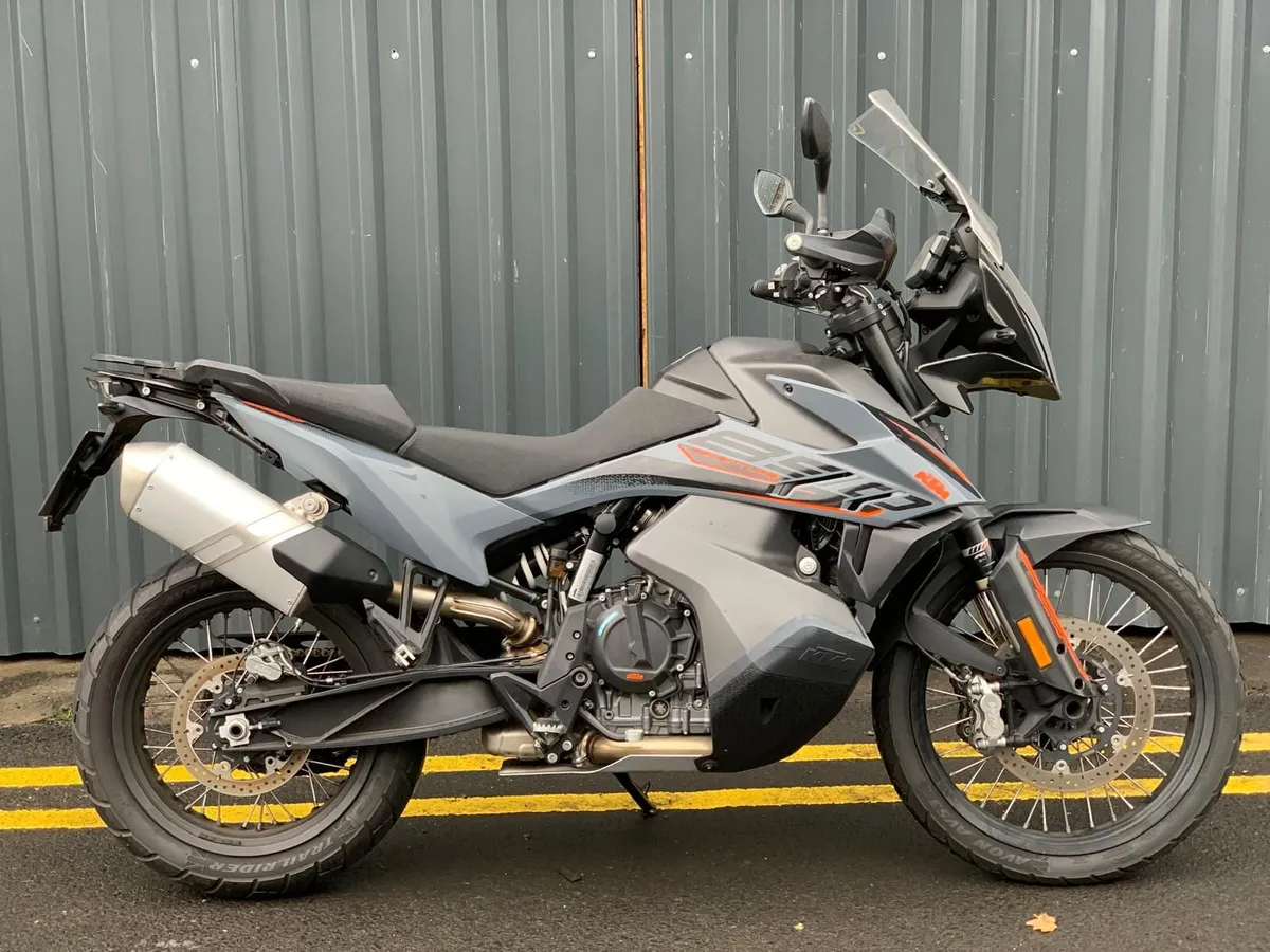 Ex-Demo 2022 KTM 890 Adventure - Image 1