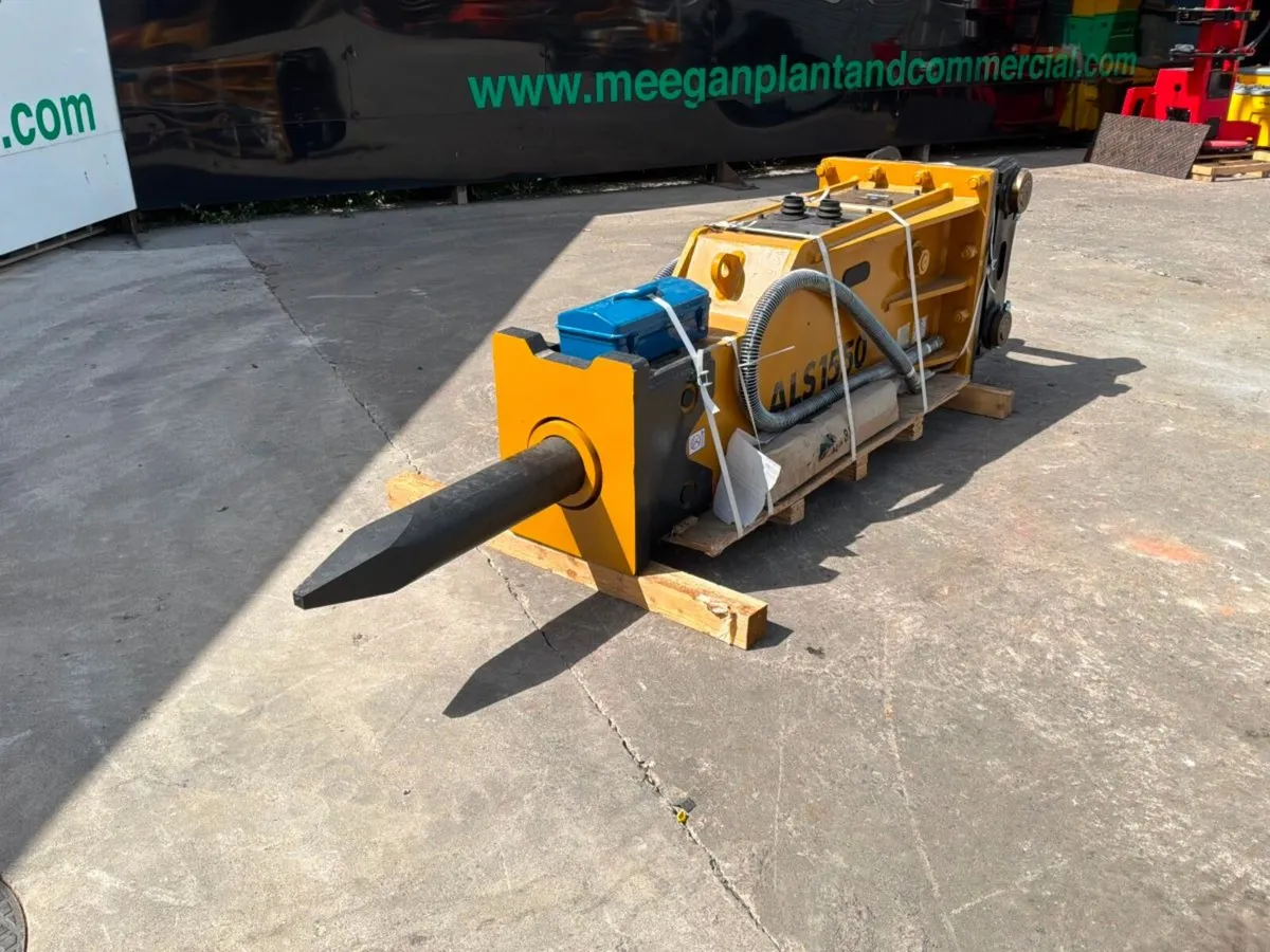 30- 40 ton ROCK BREAKER LYALS 100MM PIN...2447 - Image 2