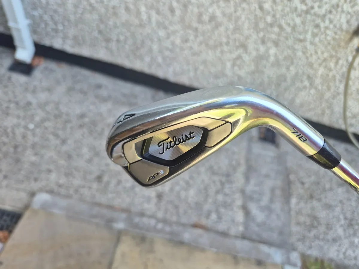 Golf Clubs - Image 2