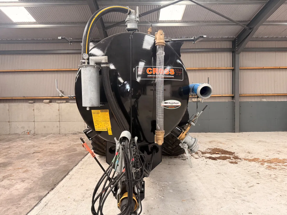 Cross 2250 Tanker & 7.6 Meter Flexi Shoe - Image 3