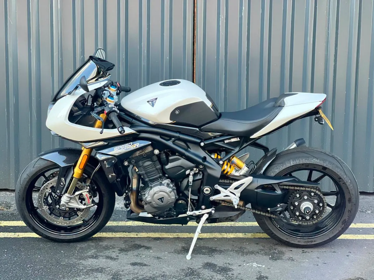 2022 Triumph Speed Triple RR - Image 2