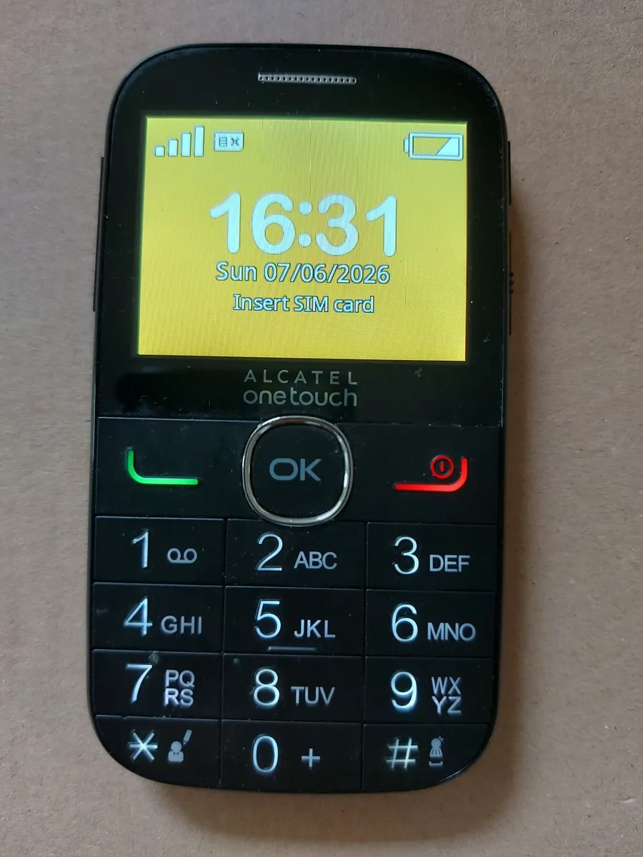 Alcatel One Touch, Model 2004C, in excellent condi - Image 1