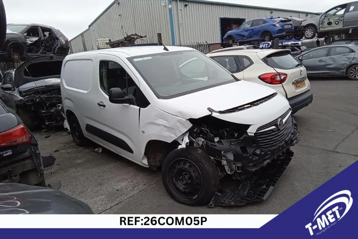 2020 VAUXHALL COMBO BREAKING FOR PARTS - Image 3