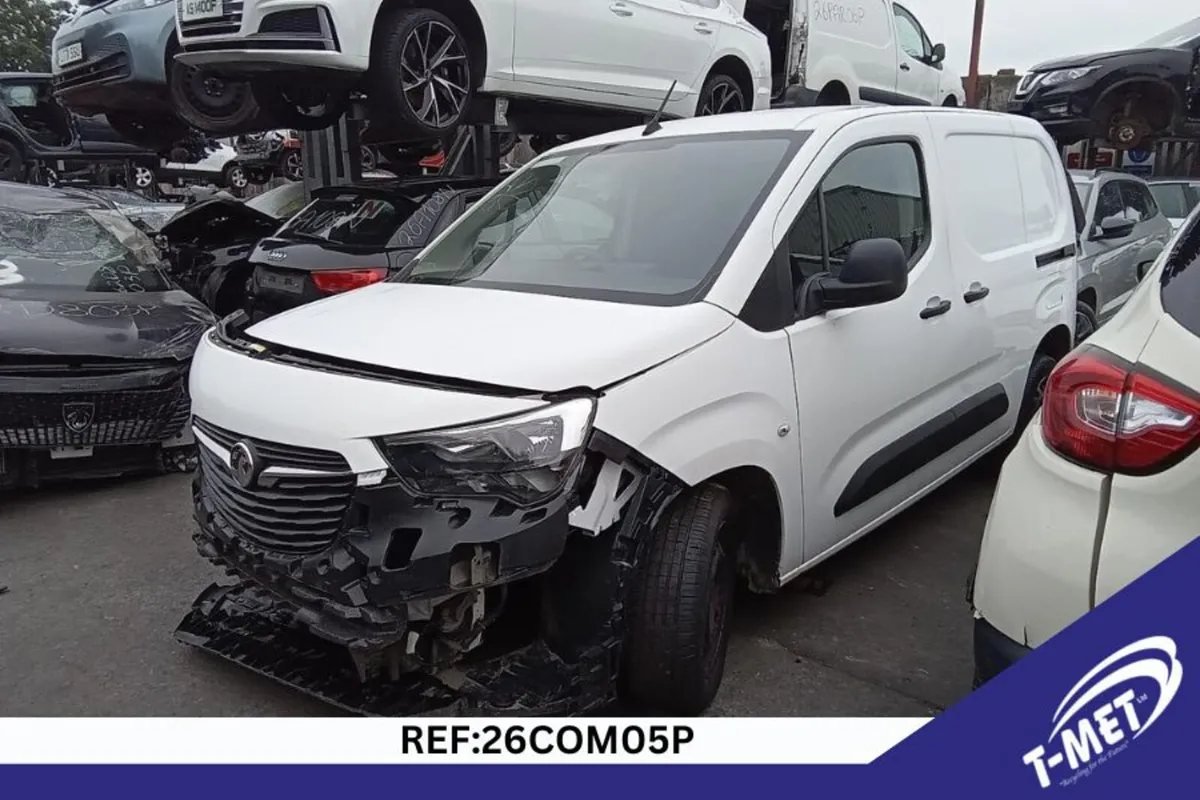 2020 VAUXHALL COMBO BREAKING FOR PARTS - Image 1