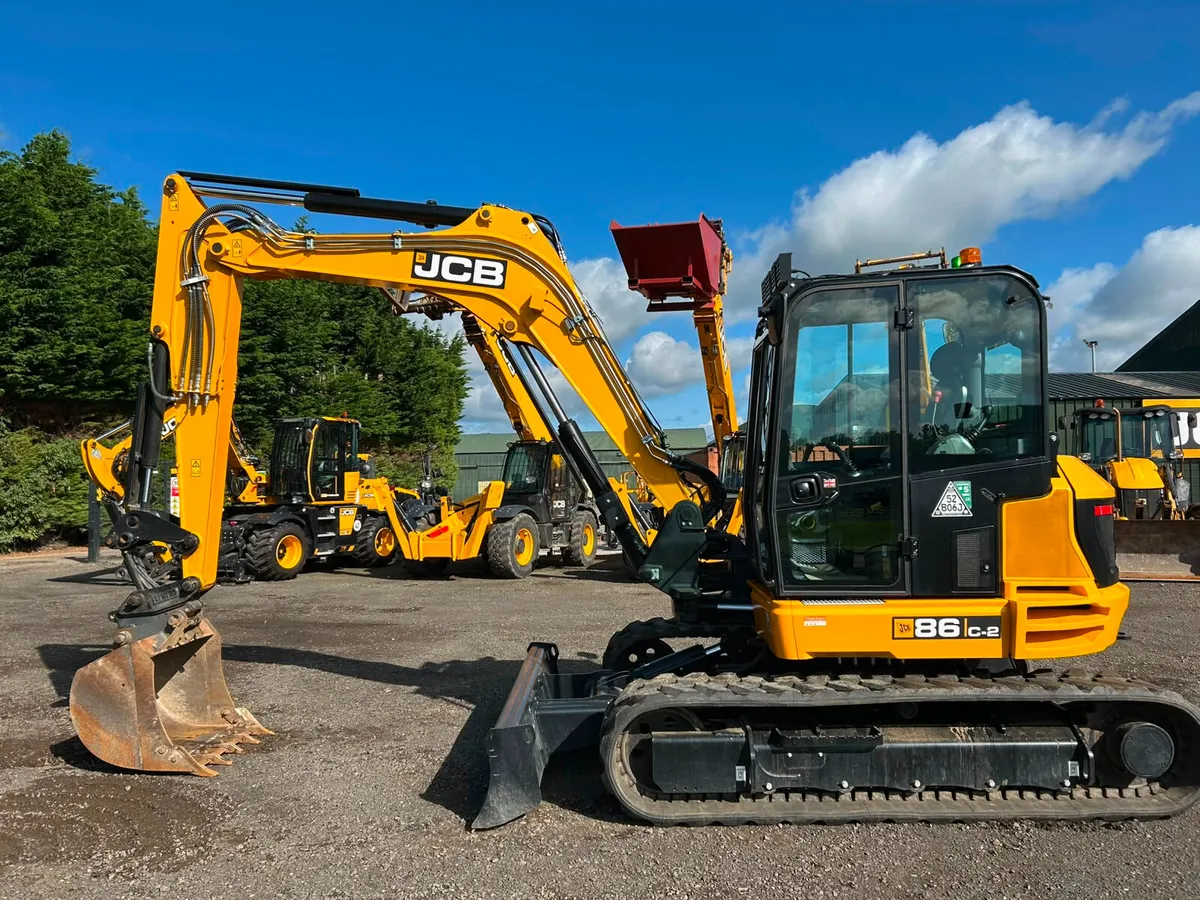 JCB 86C PRO MIDI DIGGER YEAR 2025 - Image 1