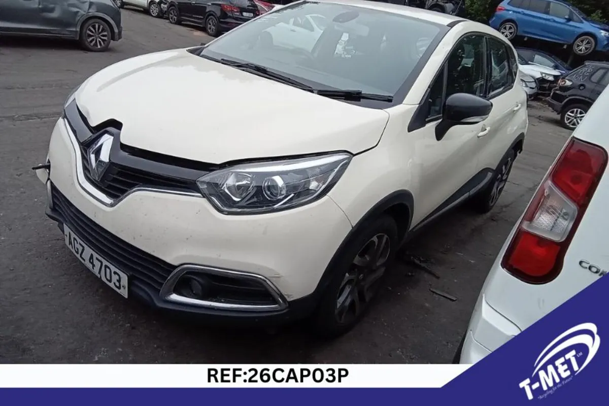 2015 RENAULT CAPTUR BREAKING FOR PARTS - Image 3