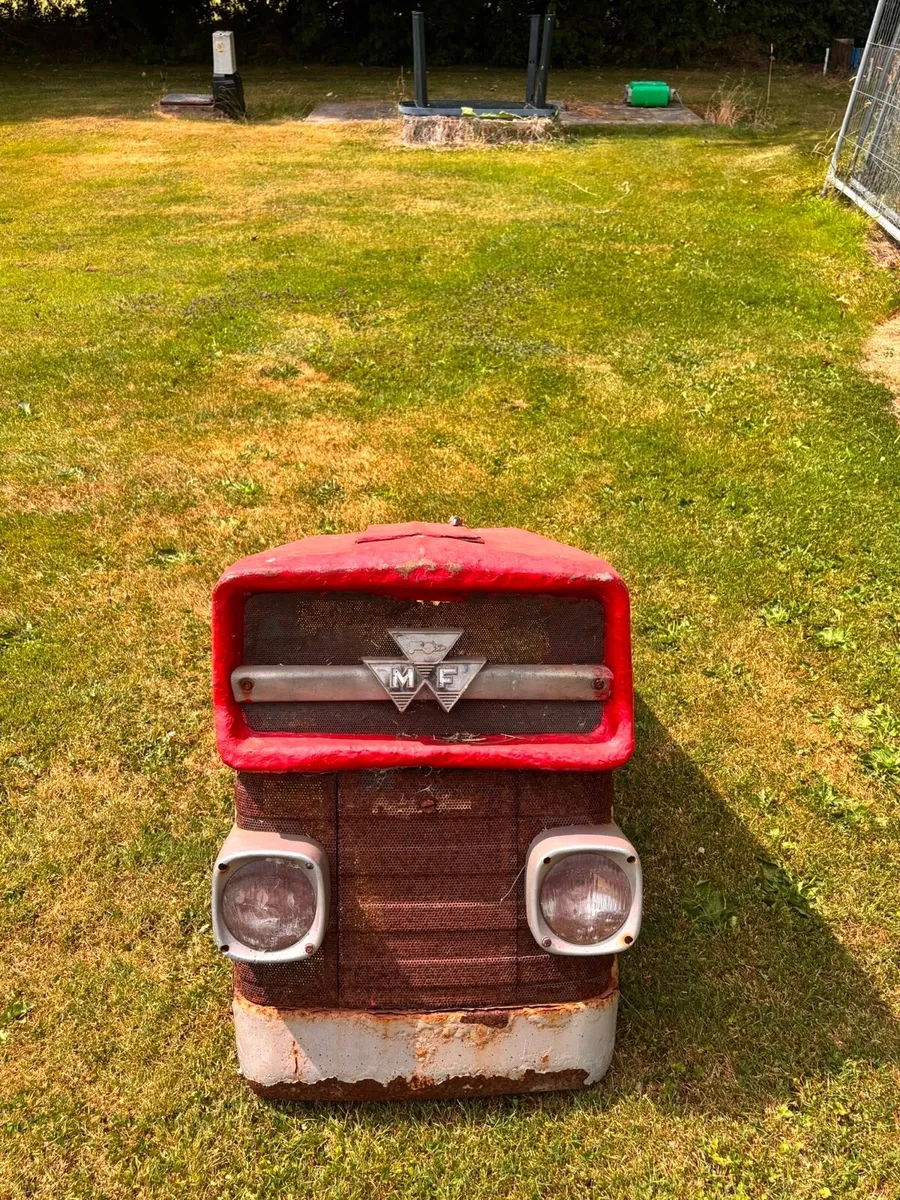 Masey Ferguson 135 Bonnet - Image 3