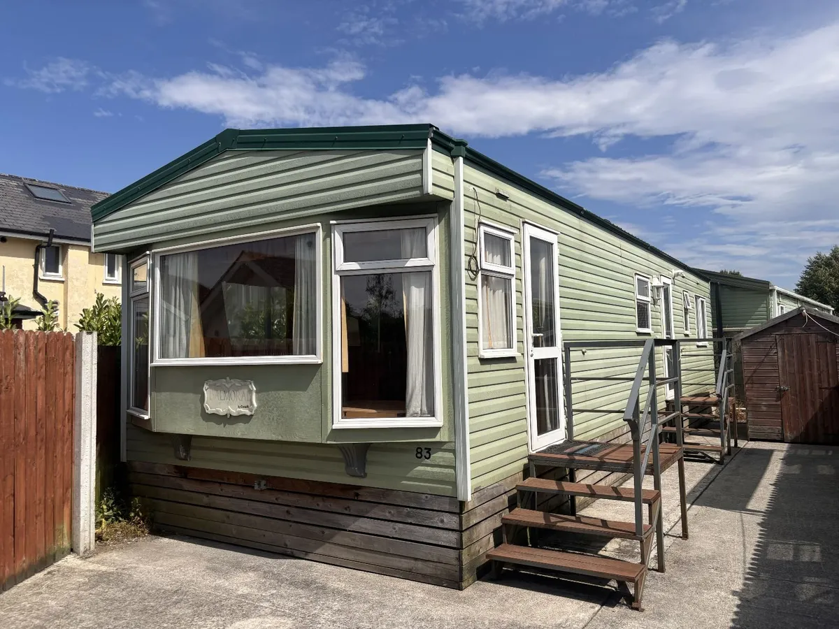 Cosalt Balmoral Deluxe  2 Bedroom mobile home - Image 1