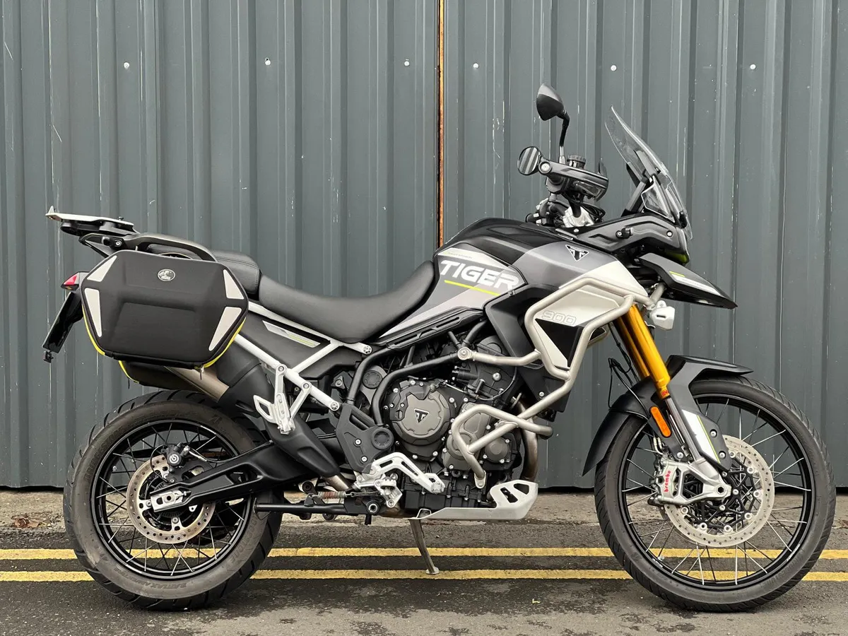 Triumph Tiger 900 Rally Aragon MY23 - Image 1