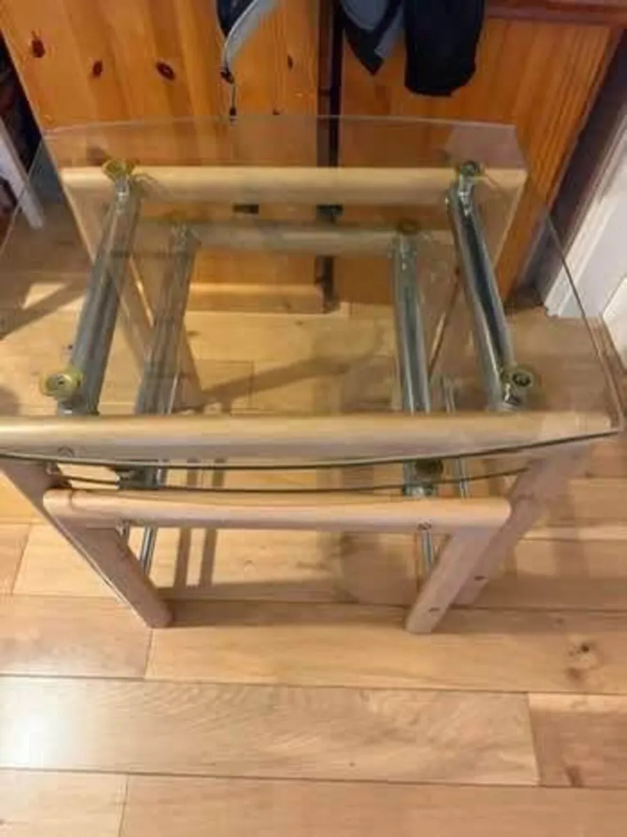 Nest of tables - Image 1