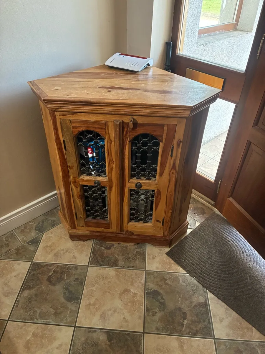 Full set Mexican pine furniture - Image 1
