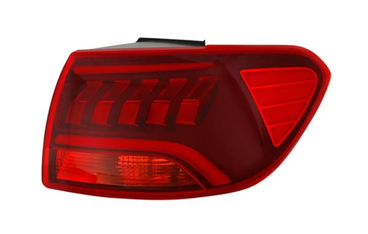 Kia Sorento III 2018 – 2020 Driver Side Rear Lamp - Image 1