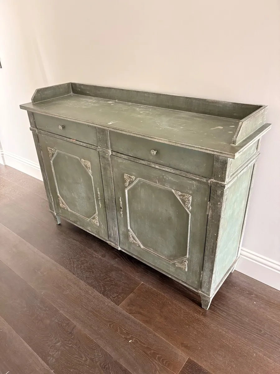 Cabinet - Image 4