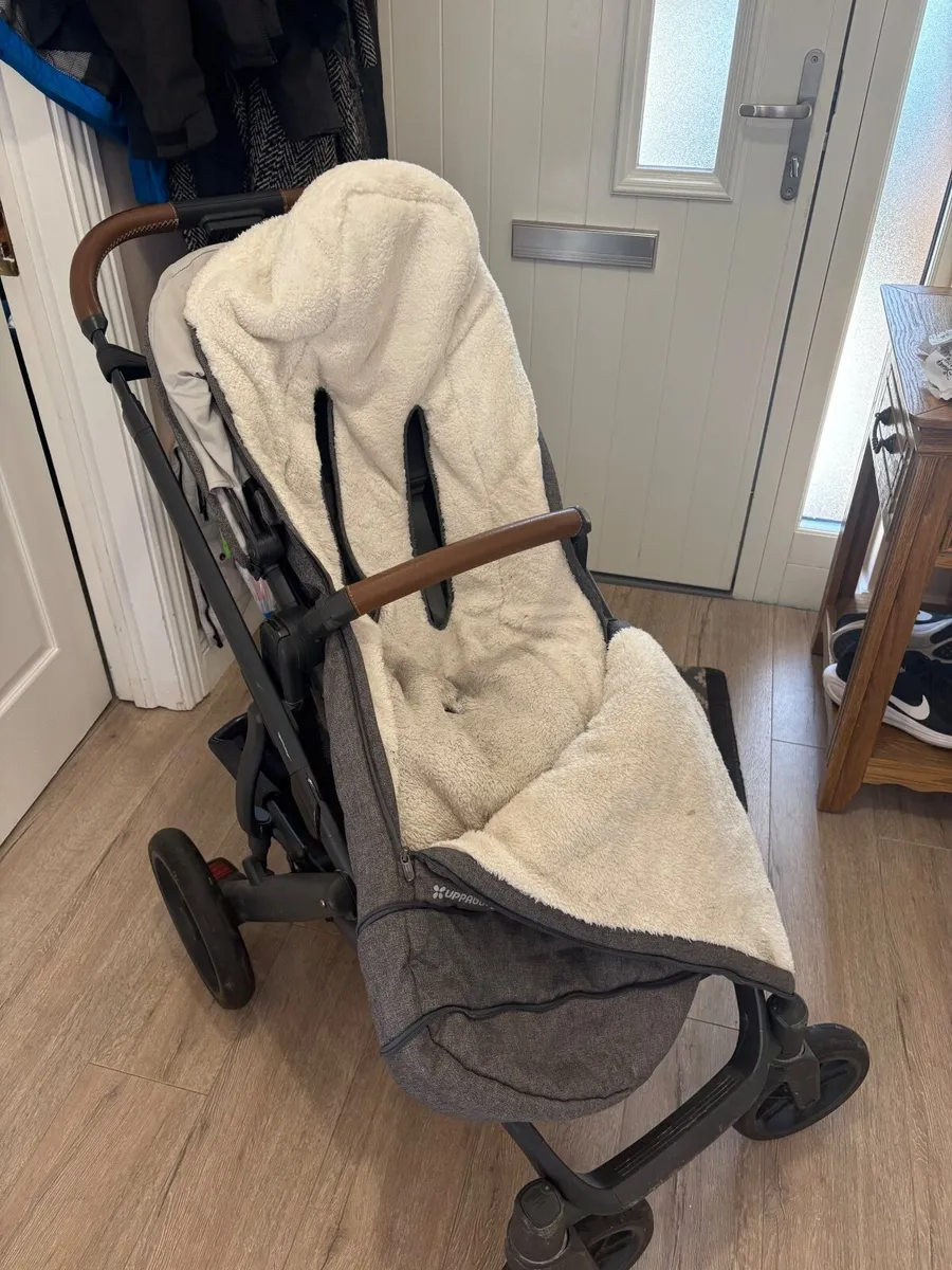 Uppababy Vista Buggy/Pram - Image 3