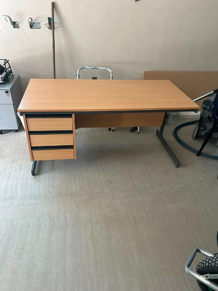 Office Furniture - Image 4