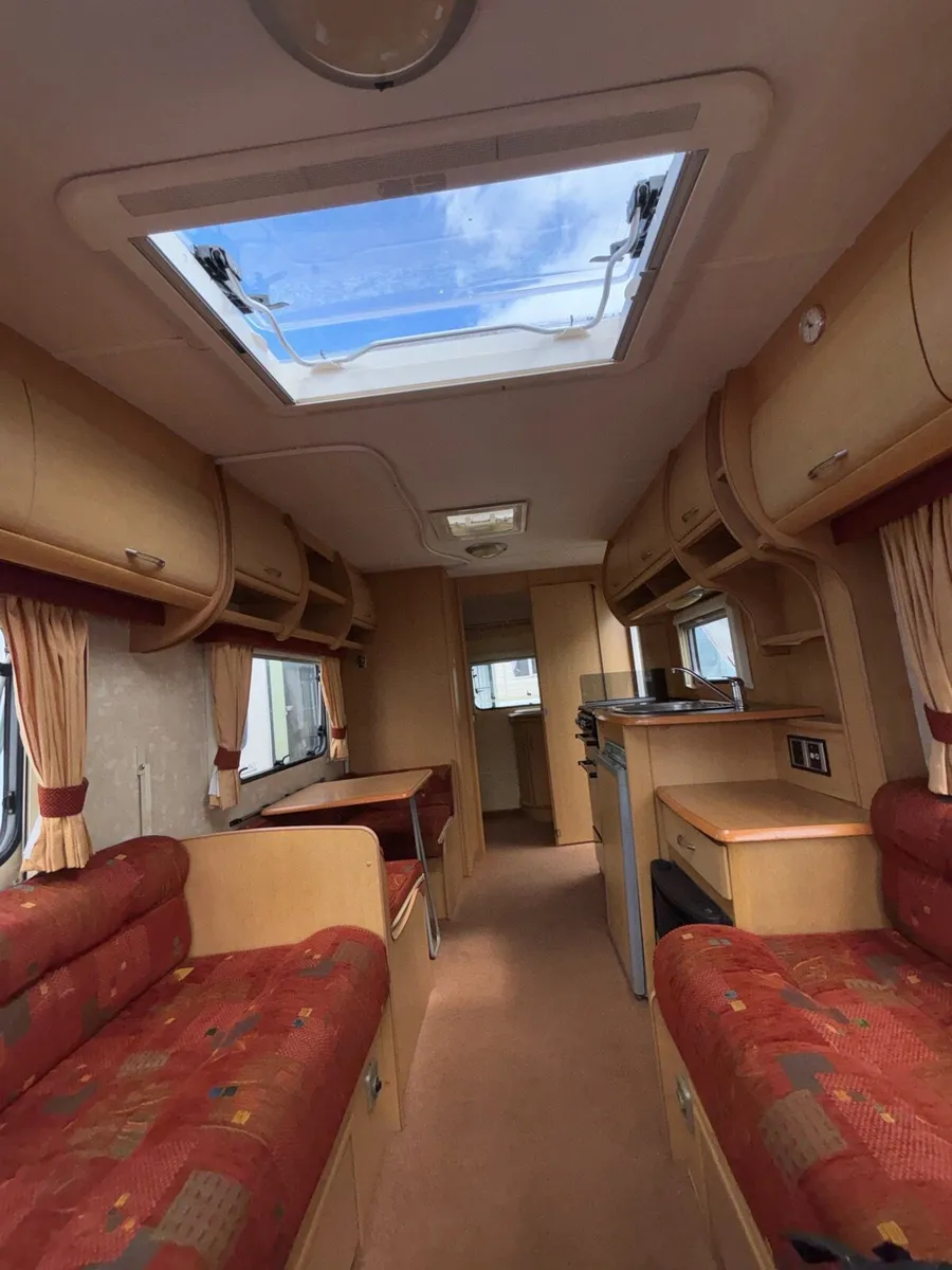 Abbey Aventura 320 - Image 4