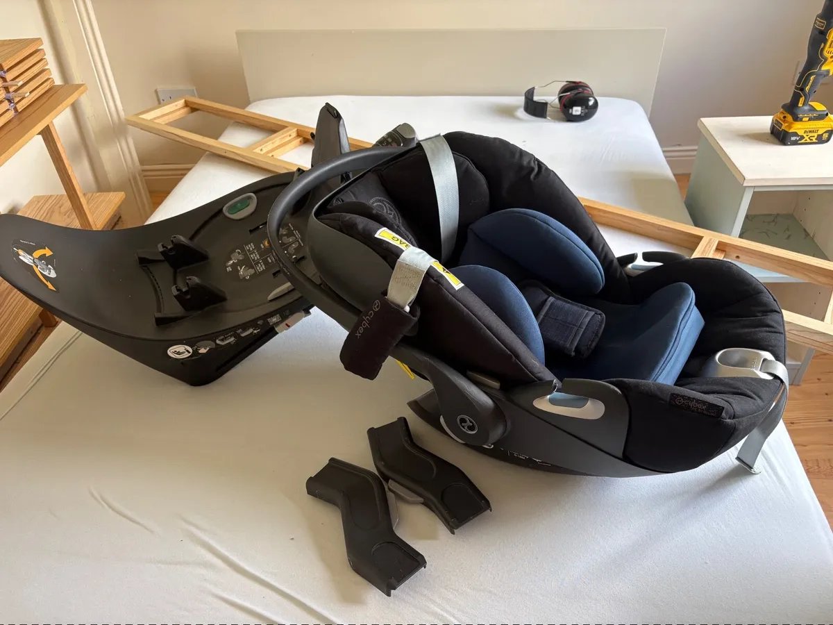 Cybex car seat - Image 2