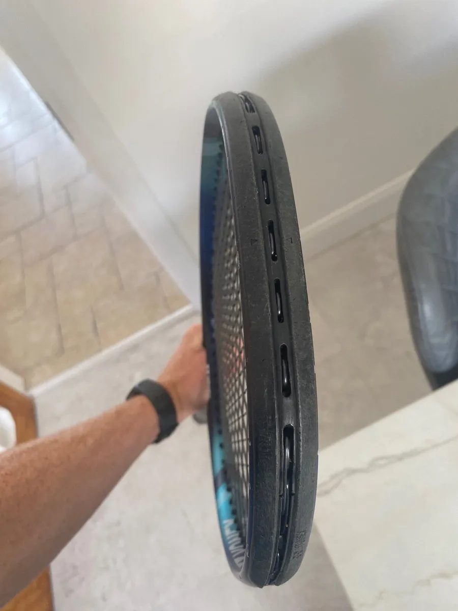 Yonex ezone 98 x2 for sale grip size 3 - Image 3