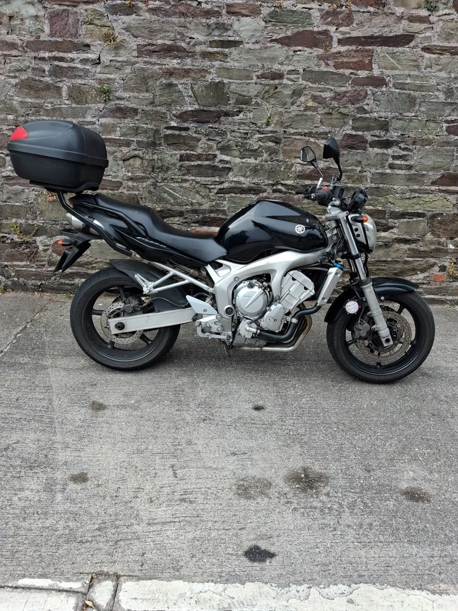 YAMAHA FZ6 Fazer - Image 1