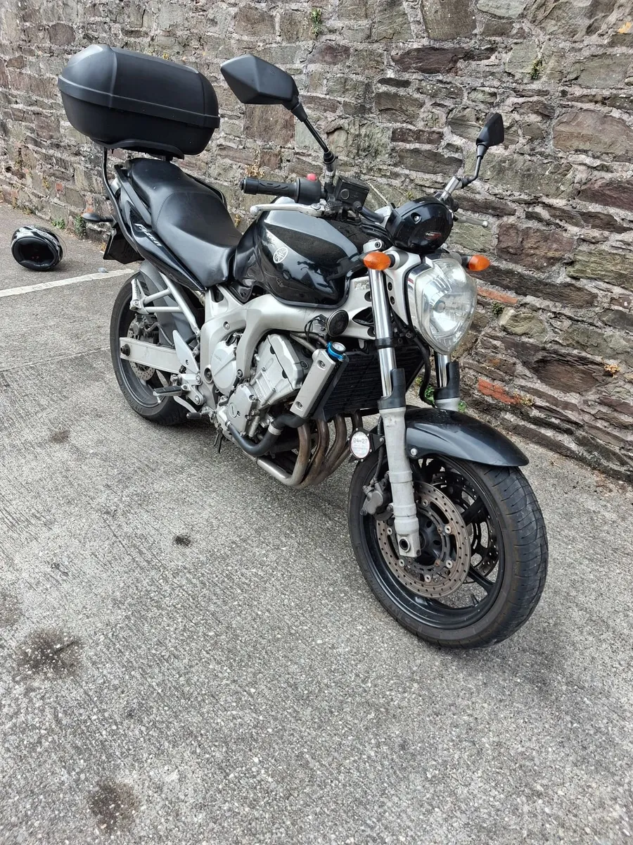 YAMAHA FZ6 Fazer - Image 4