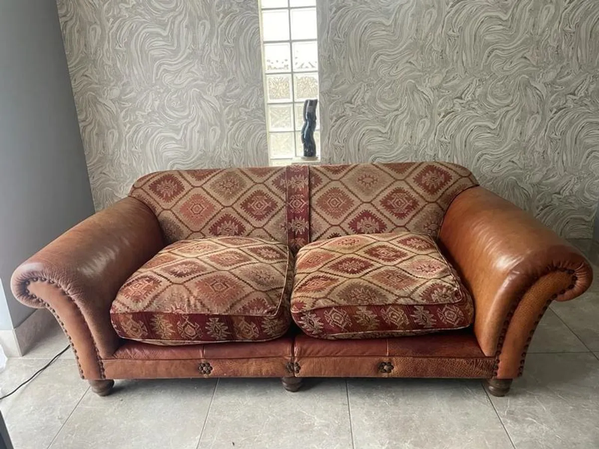 Couch - Image 1