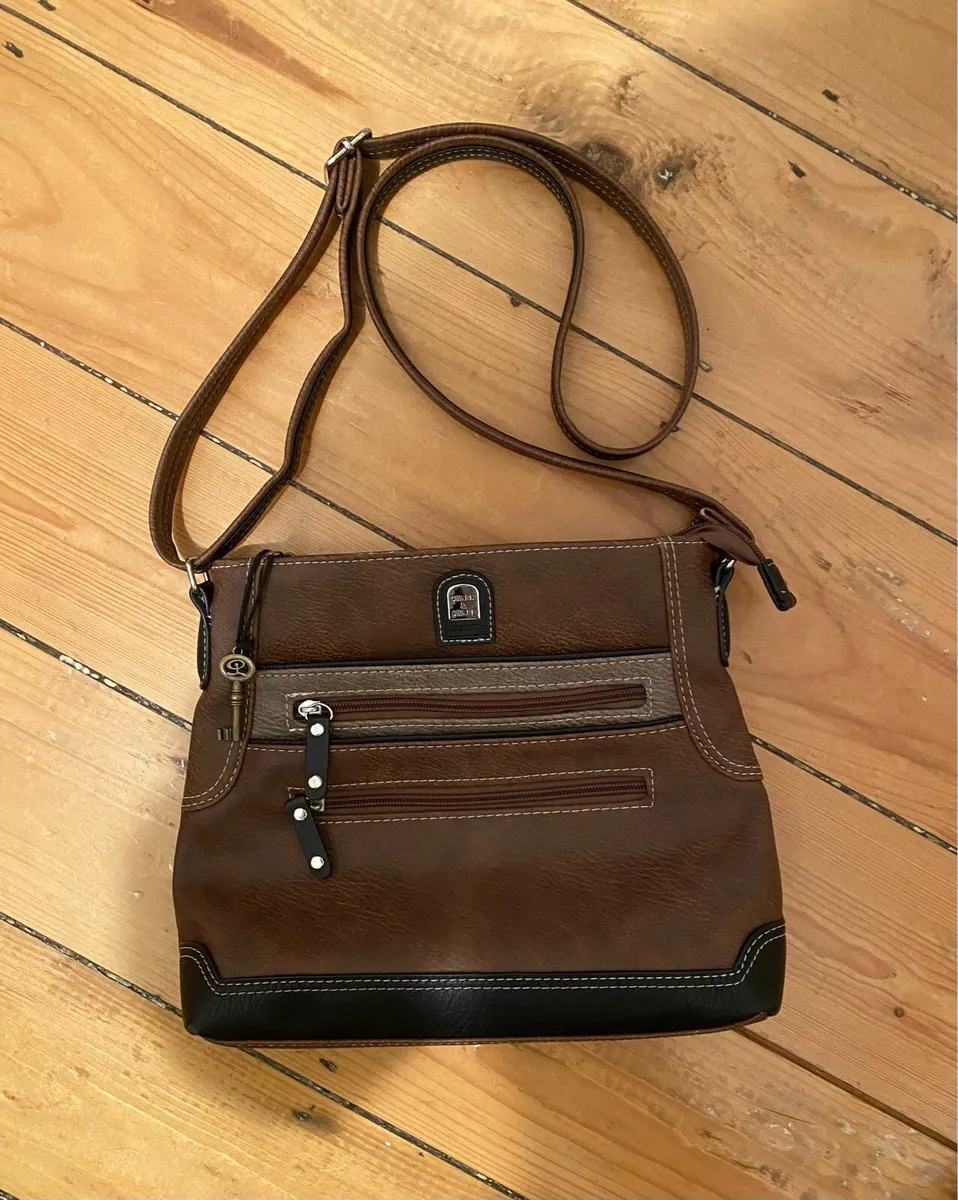 Charm & Shape Shoulder Bag - Brown - Image 1