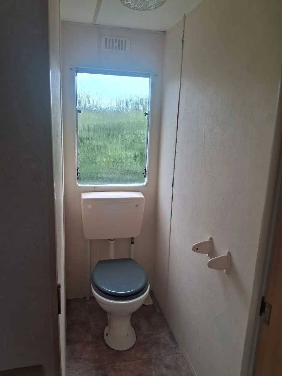 Mobile home - Image 1